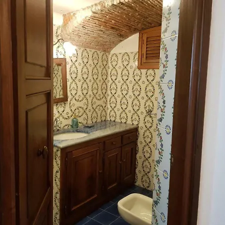 La Casetta Al Mare Nel Centro Storico Apartman