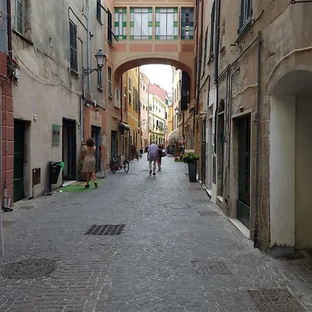 La Casetta Al Mare Nel Centro Storico * צ'לה ליגורה